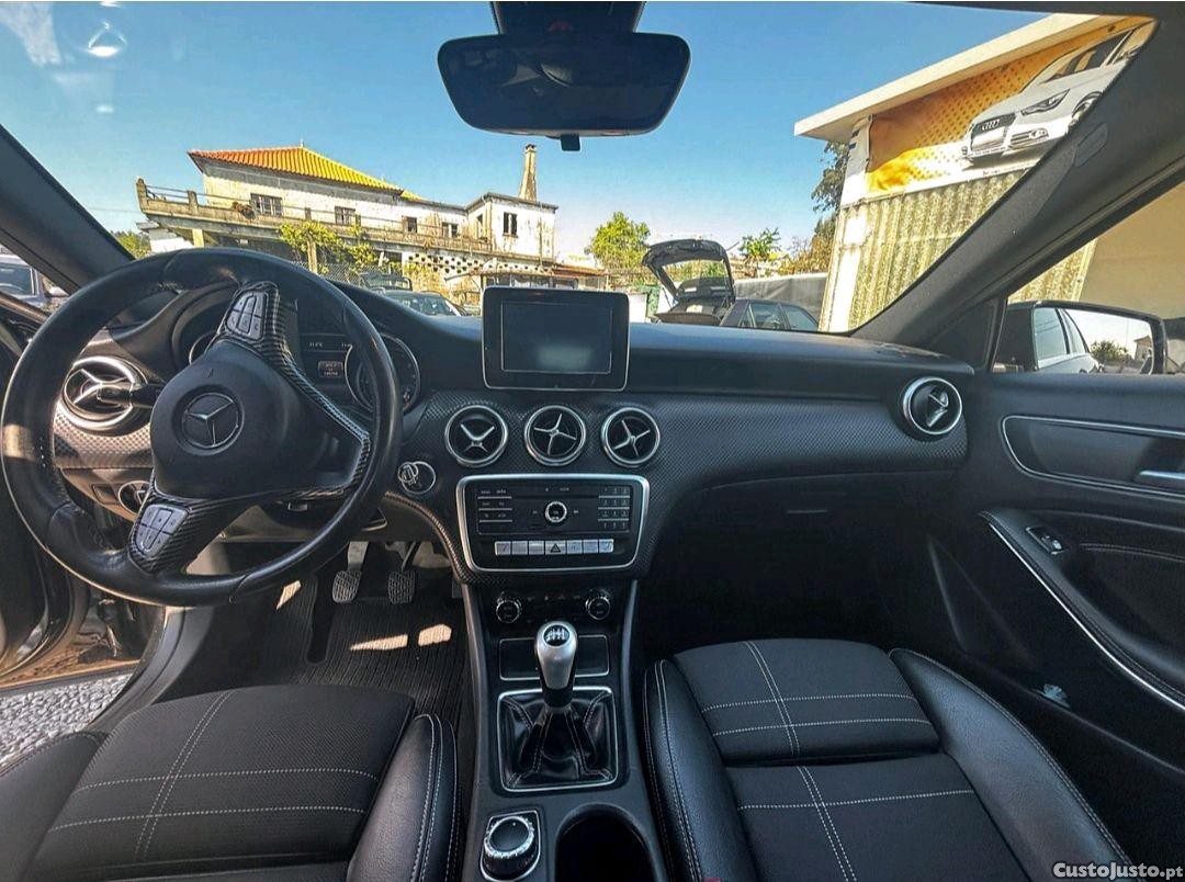 Mercedes-Benz A 180 Urban — fotografia 4