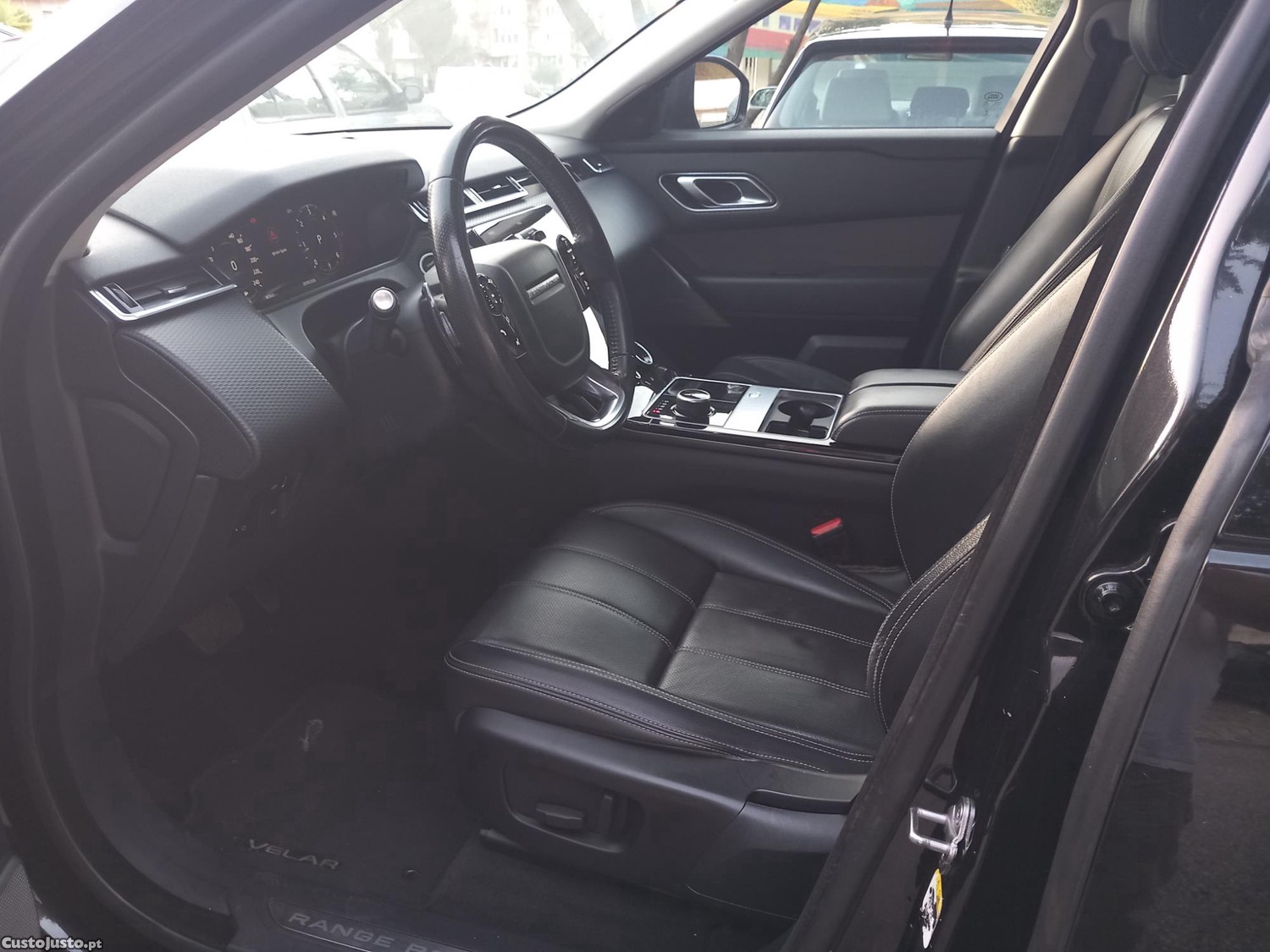 Land Rover Range Rover Velar 2.0 D — fotografia 11
