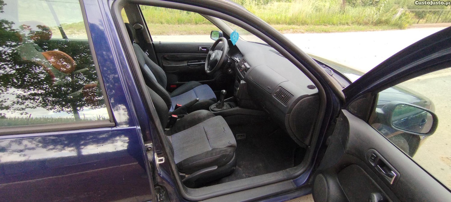 Volkswagen Golf 4 — fotografia 3