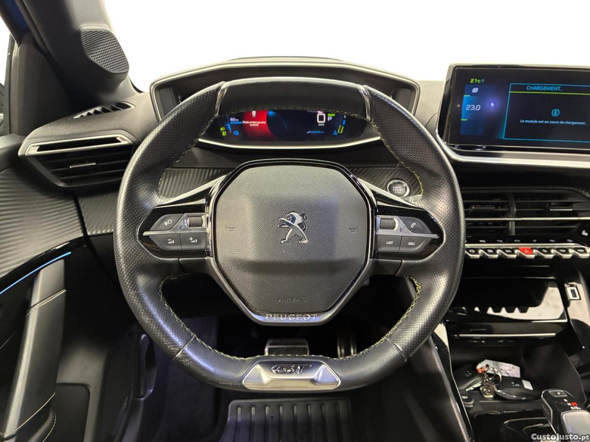 Peugeot 208 50 kWh GT — fotografia 7
