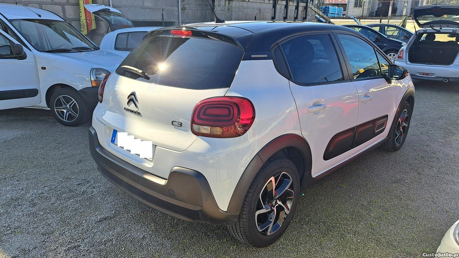 Citroën C3 1.2 PureTech C-Series - 23 foto 4