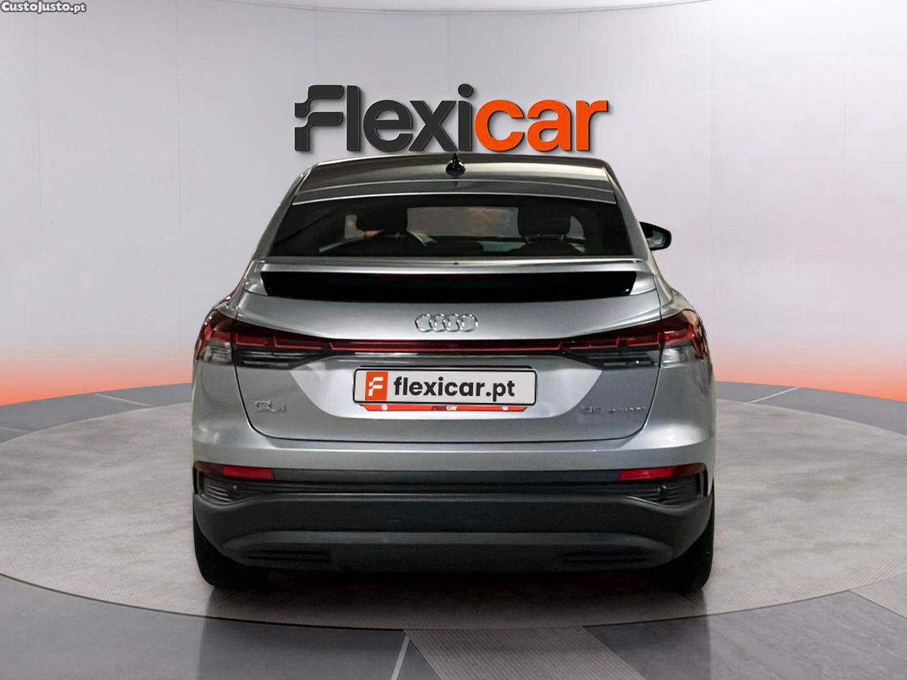 Audi Q4 Sportback e-tron 35 55 kWh — fotografia 15