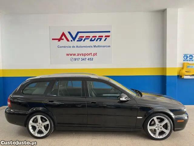 Jaguar X-Type SW 2.2 D Executive Aut. — fotografia 18