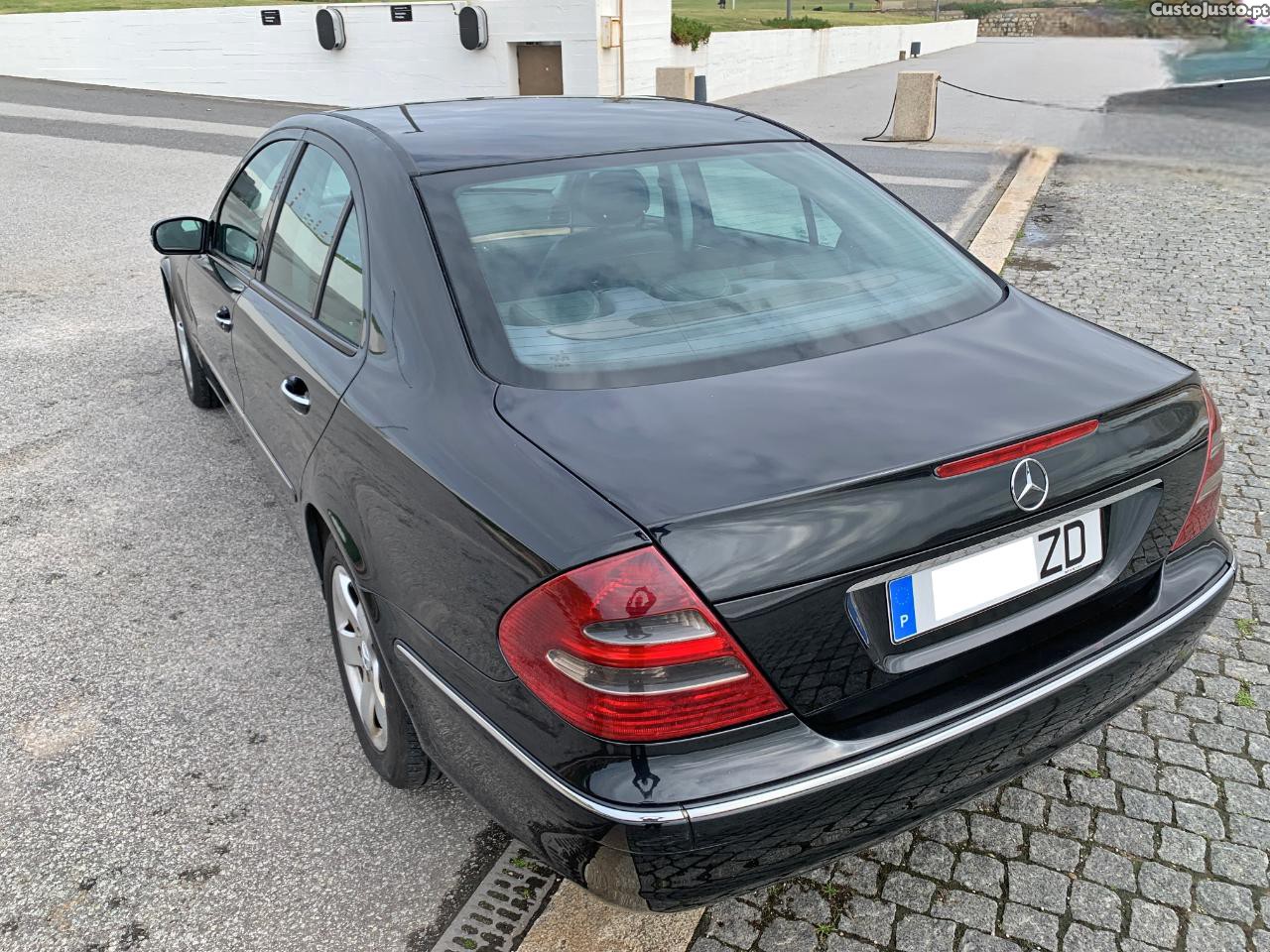 Mercedes-Benz E 220 CDI - Somente 175000kms e 1 Dono — fotografia 6