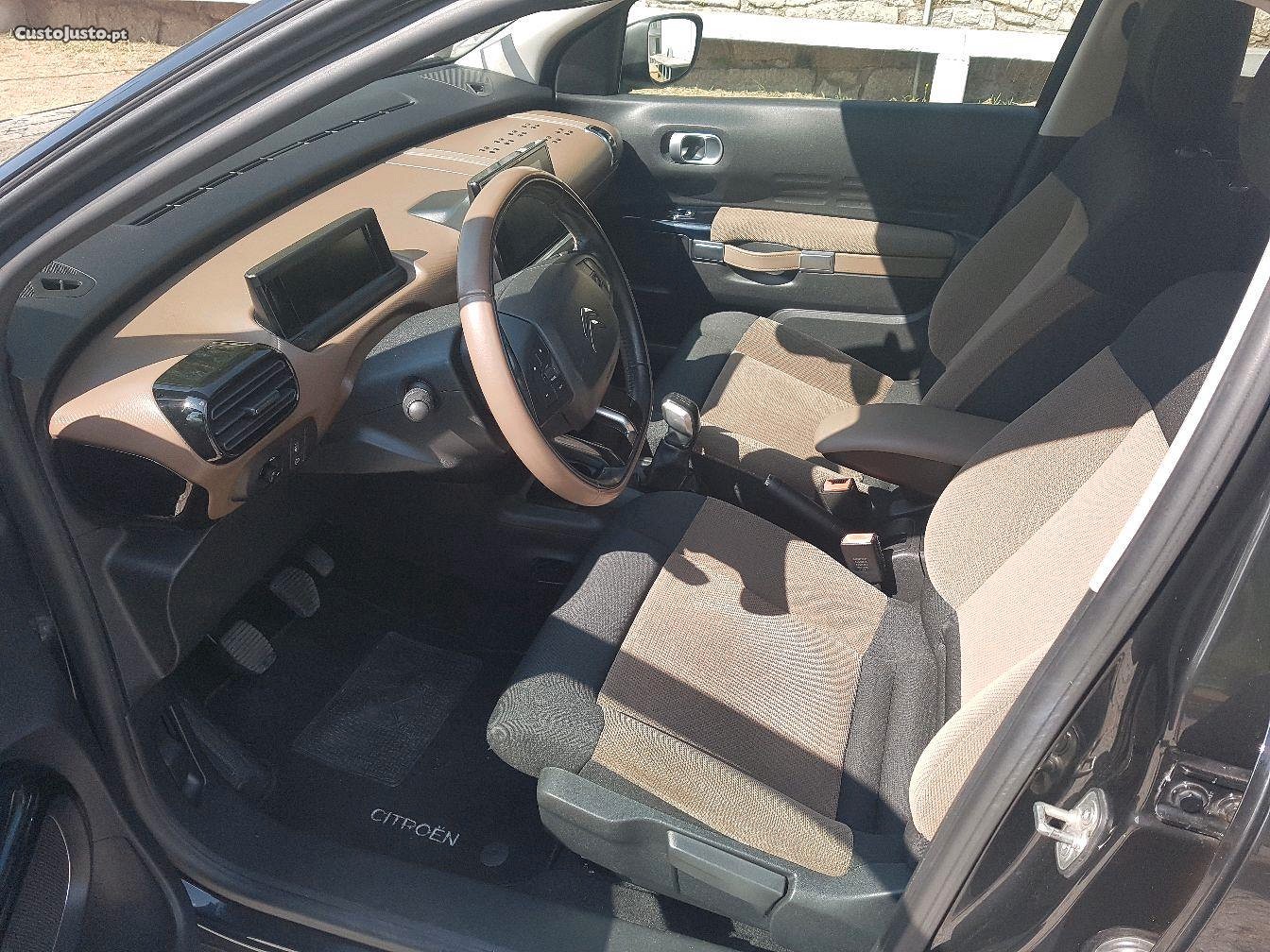 Citroën C4 Cactus - 15 — photo 5