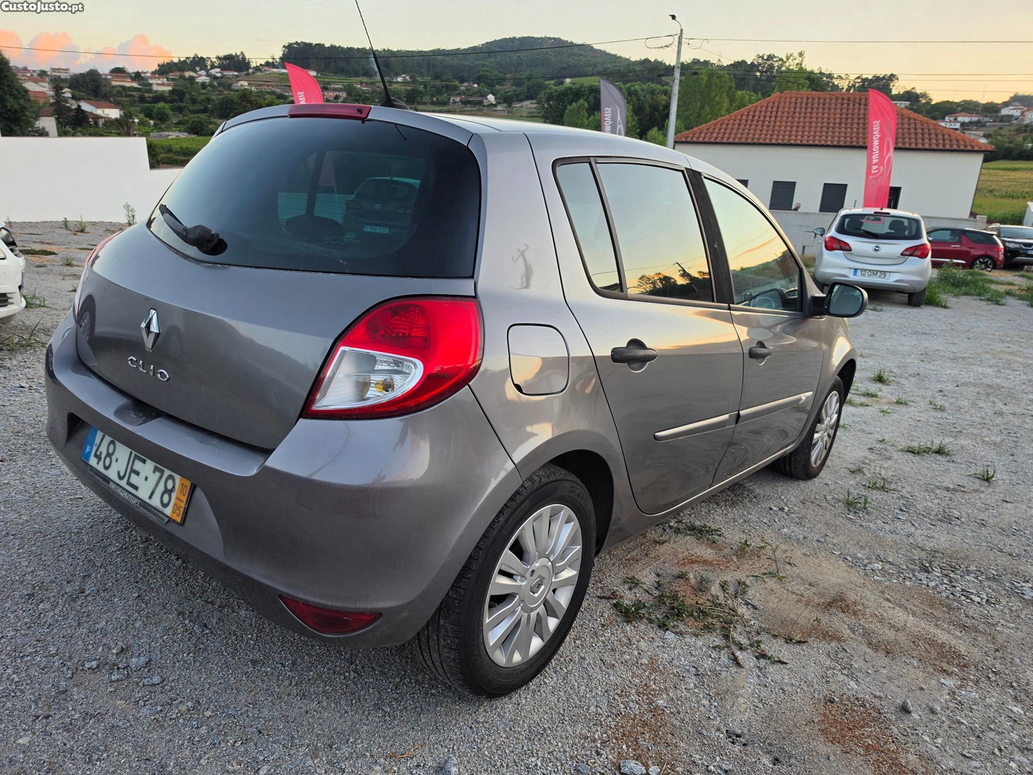 Renault Clio 1.2 16 VDinamique GPS muito novo — fotografia 12