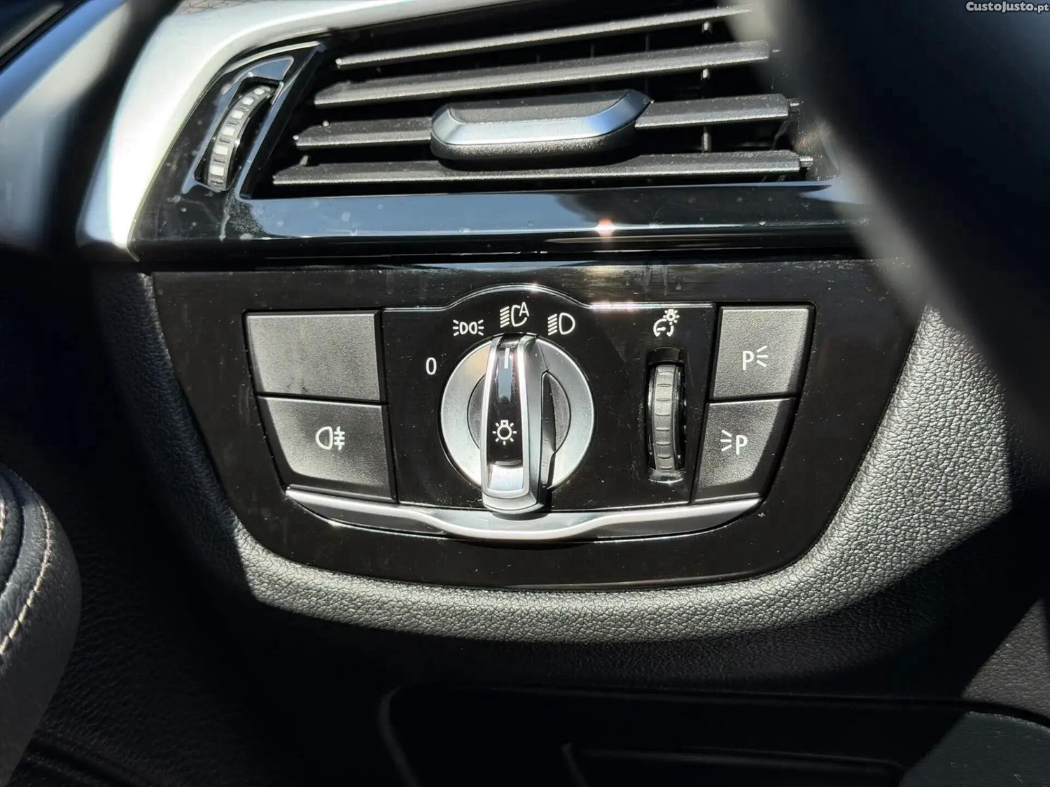 BMW 520 e Pack M — fotografia 5
