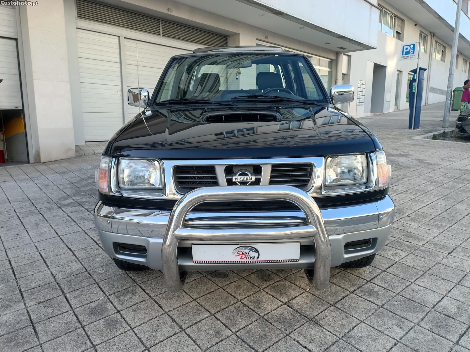 Nissan Navara 2.5 td 104cv azimute — fotografia 16