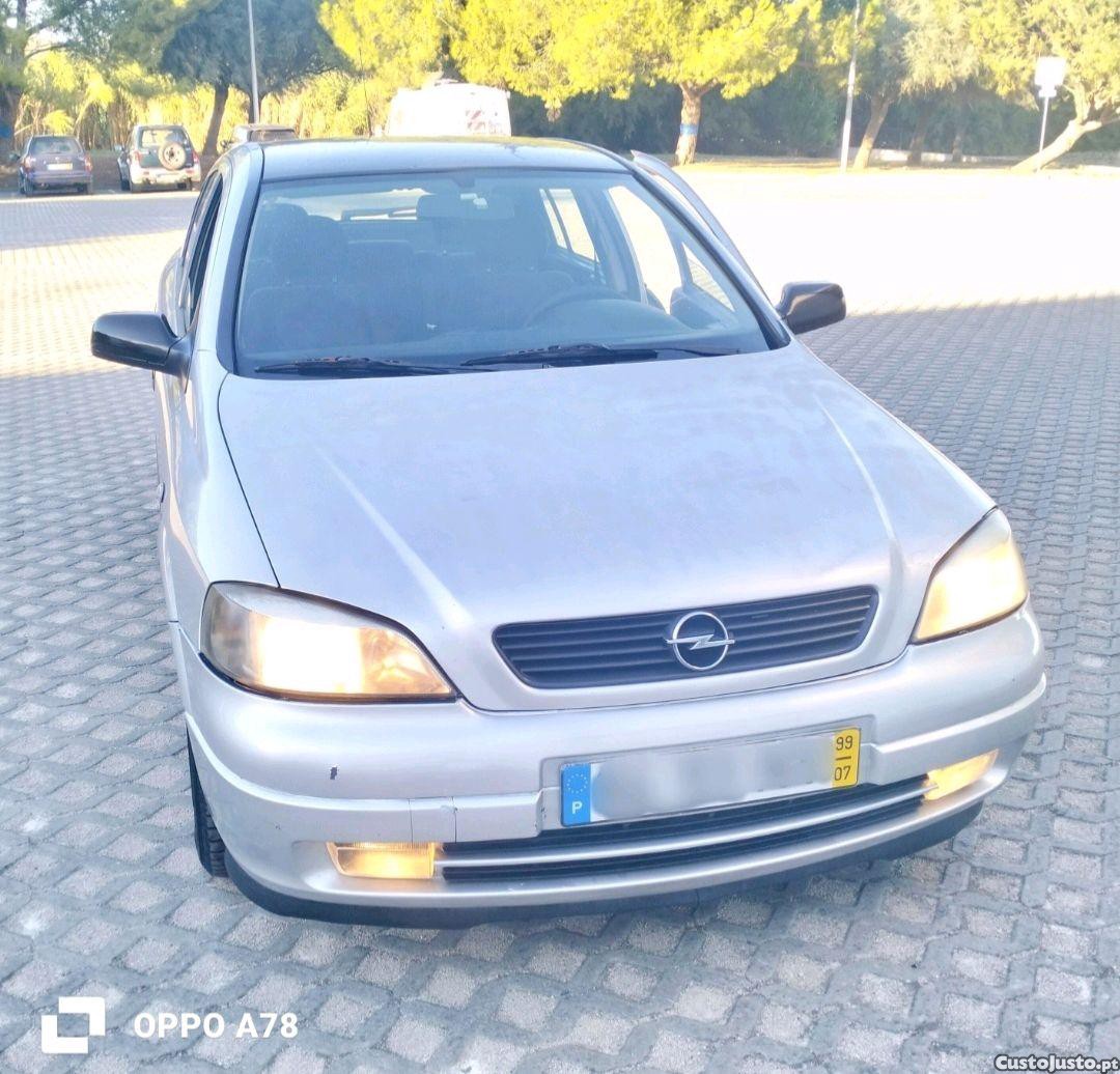 Opel Astra — fotografia 6