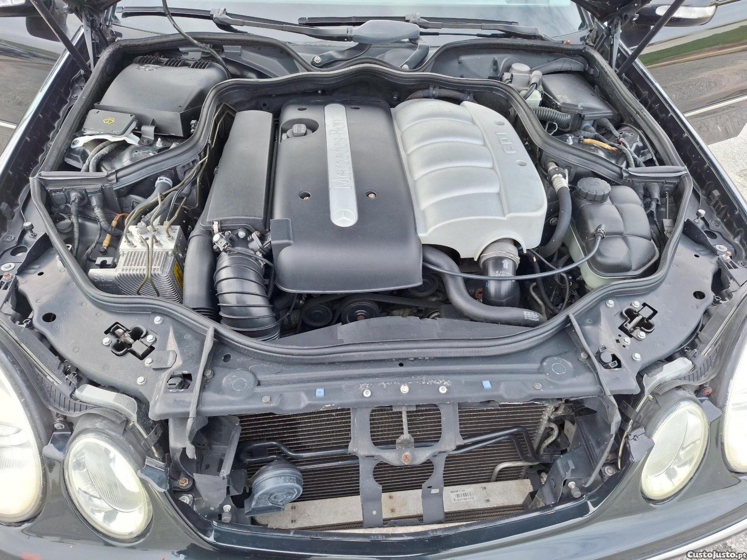 Mercedes-Benz E 220 CDI - Somente 175000kms e 1 Dono — fotografia 4