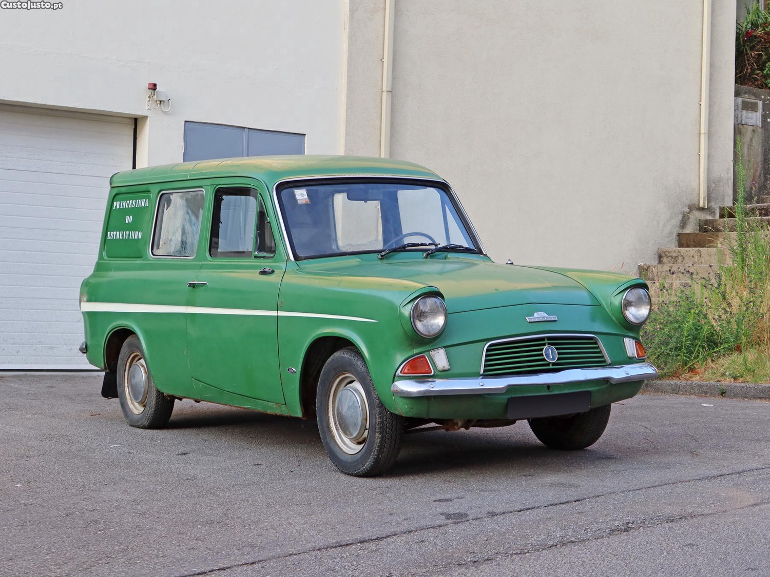 Ford Anglia Van — fotografia 15