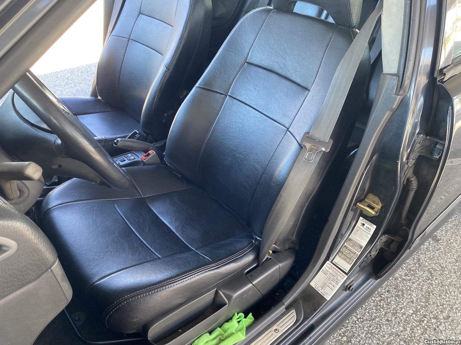 Volvo V40 1.6i16V — fotografia 10