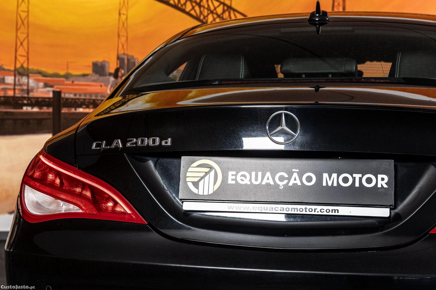 Mercedes-Benz CLA 200 d Urban Aut. — fotografia 17