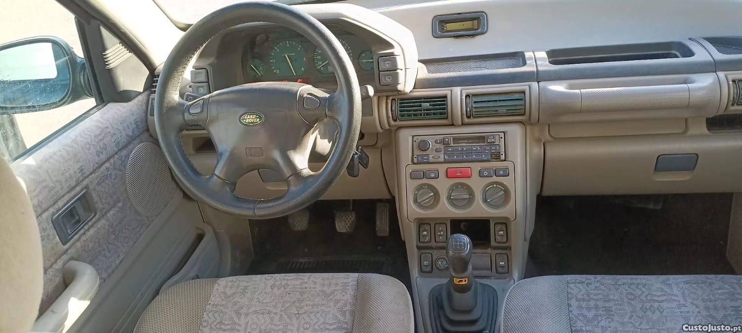 Land Rover Freelander 2.0 TDI — fotografia 4
