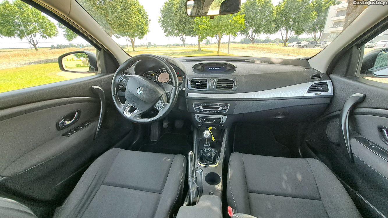 Renault Mégane Break 1.5 DCI 110 CV — fotografia 3