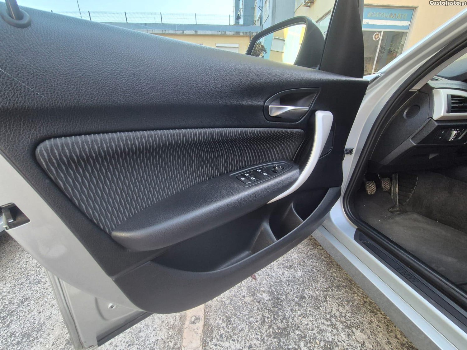 BMW 116 D — fotografia 10