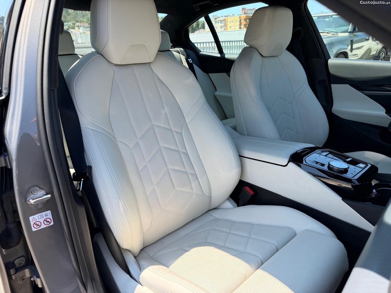 BMW 530 e Pack Desportivo M Pro — fotografia 9