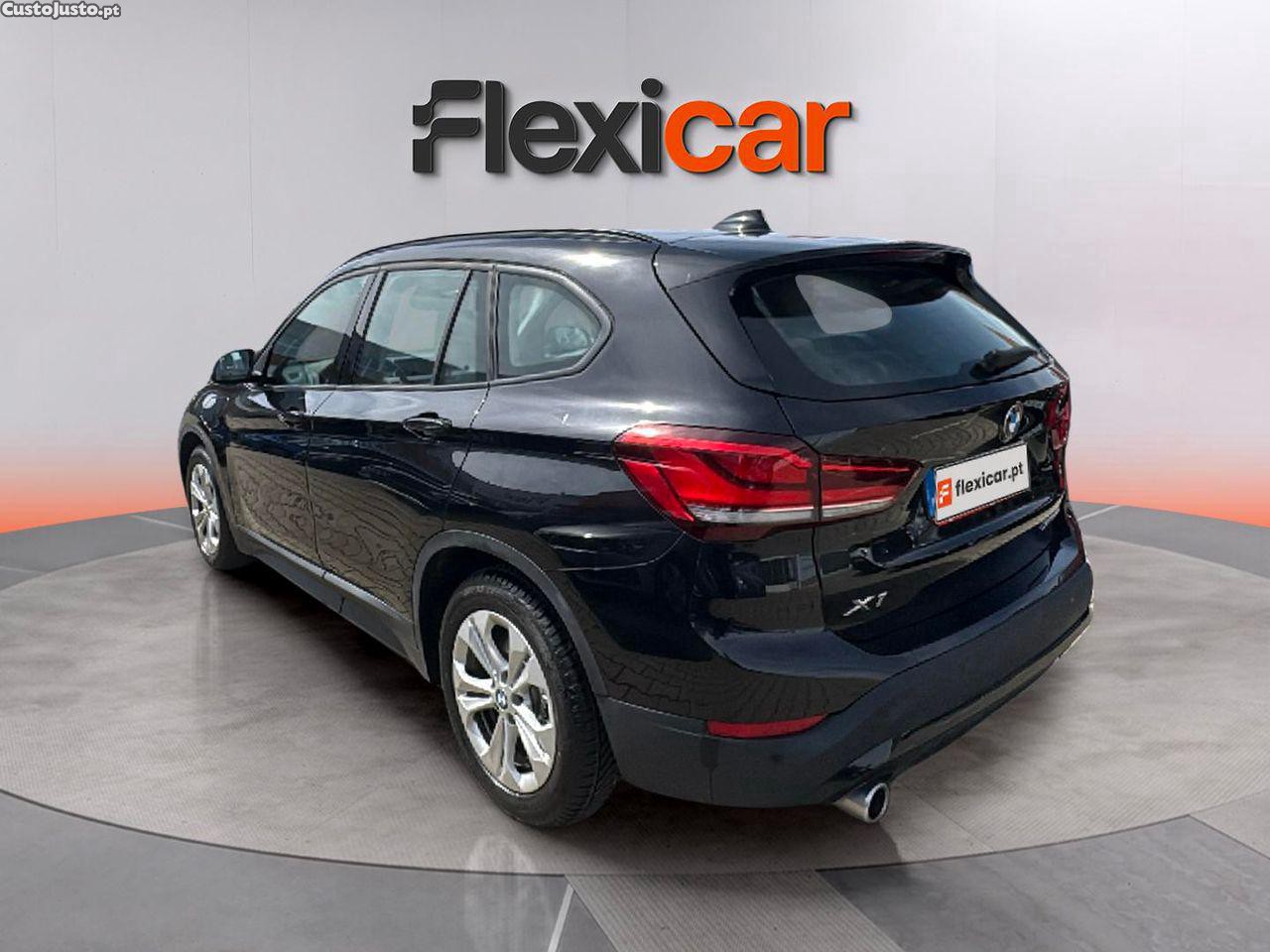 BMW X1 25 e xDrive — fotografia 12