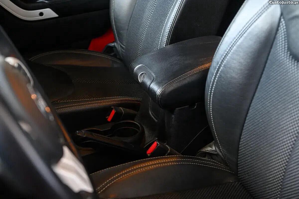 Jeep Wrangler 2.8 CRD Auto Sport — fotografia 8