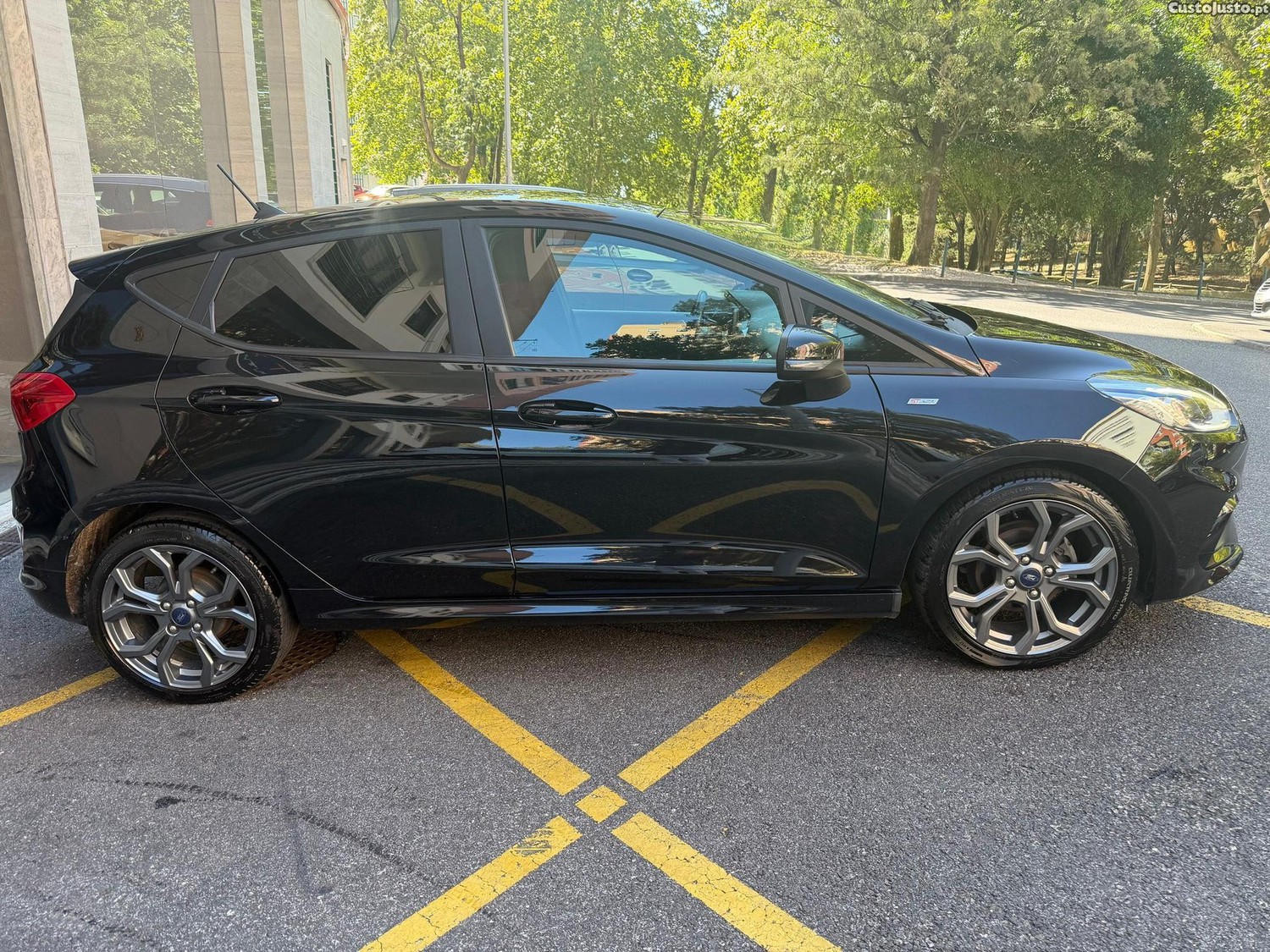 Ford Fiesta 1.0 EcoBoost S&S ST-LINE — fotografia 22