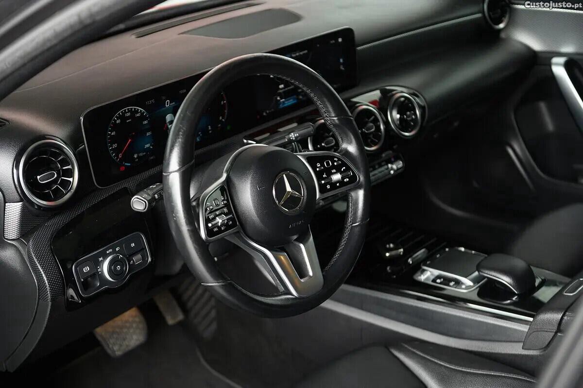 Mercedes-Benz A 180 d Style Aut. — fotografia 10