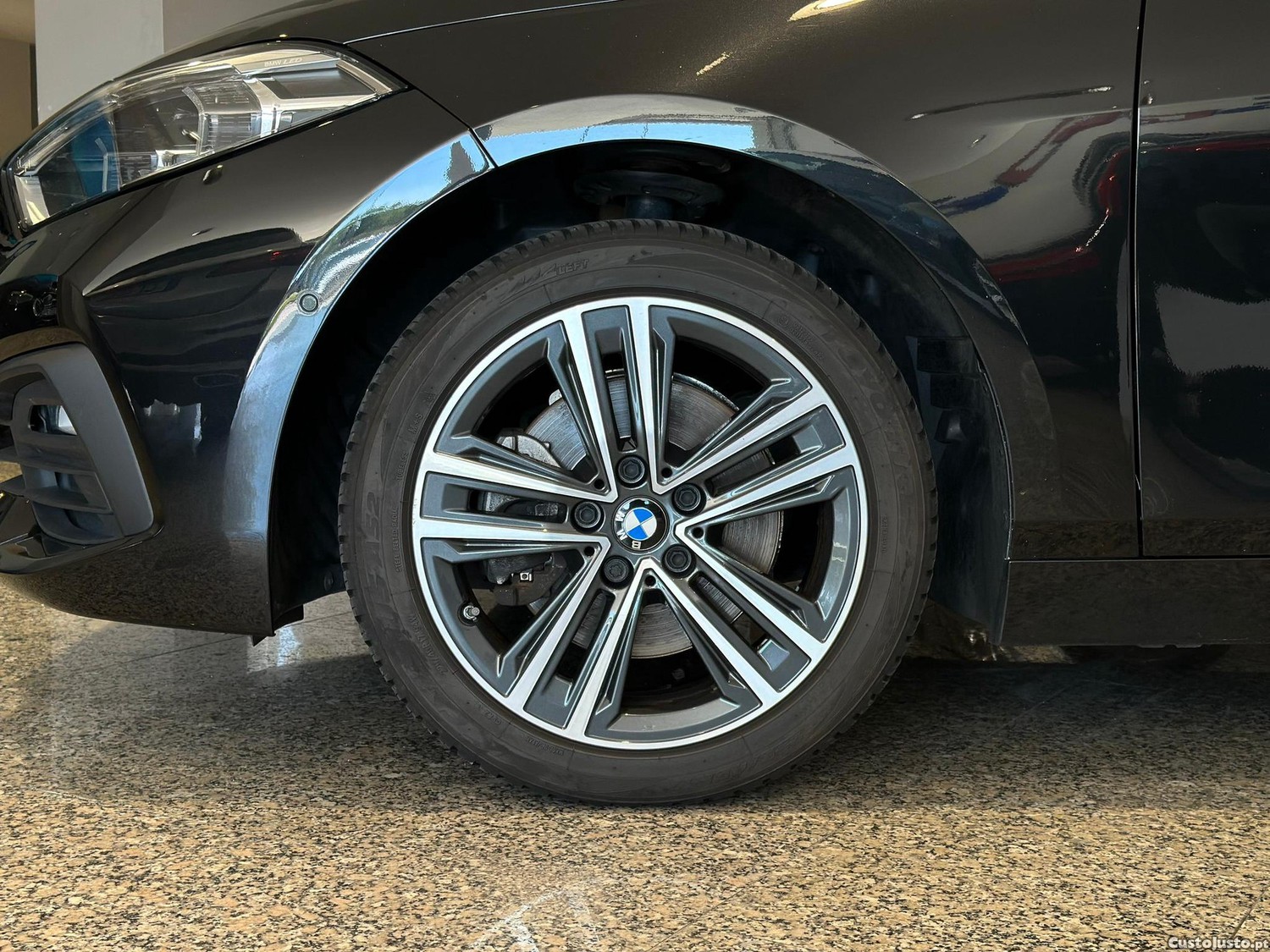 BMW 116 d Advantage Auto — fotografia 24