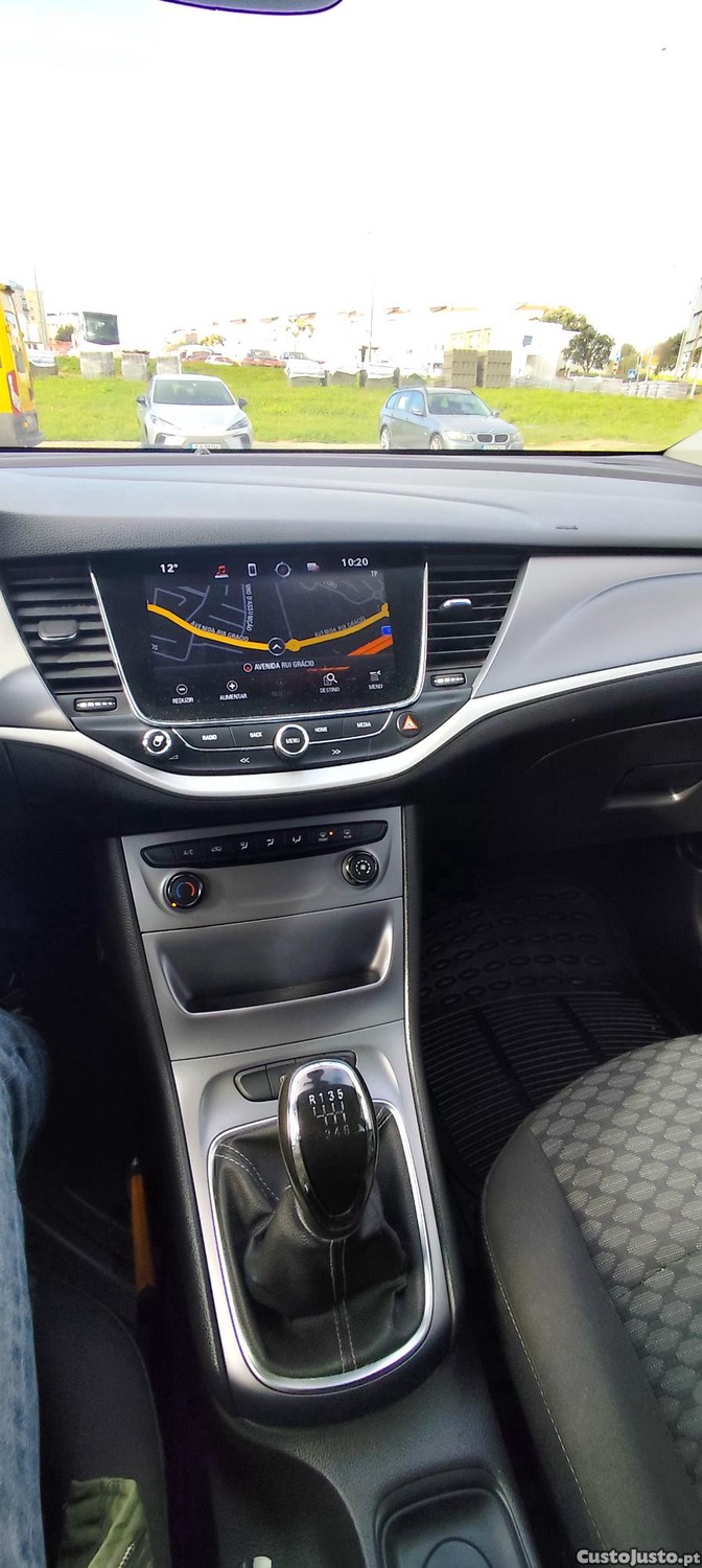 Opel Astra SW — fotografia 4