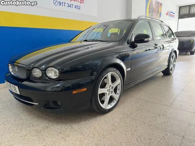 Jaguar X-Type SW 2.2 D Executive Aut. — fotografia 13
