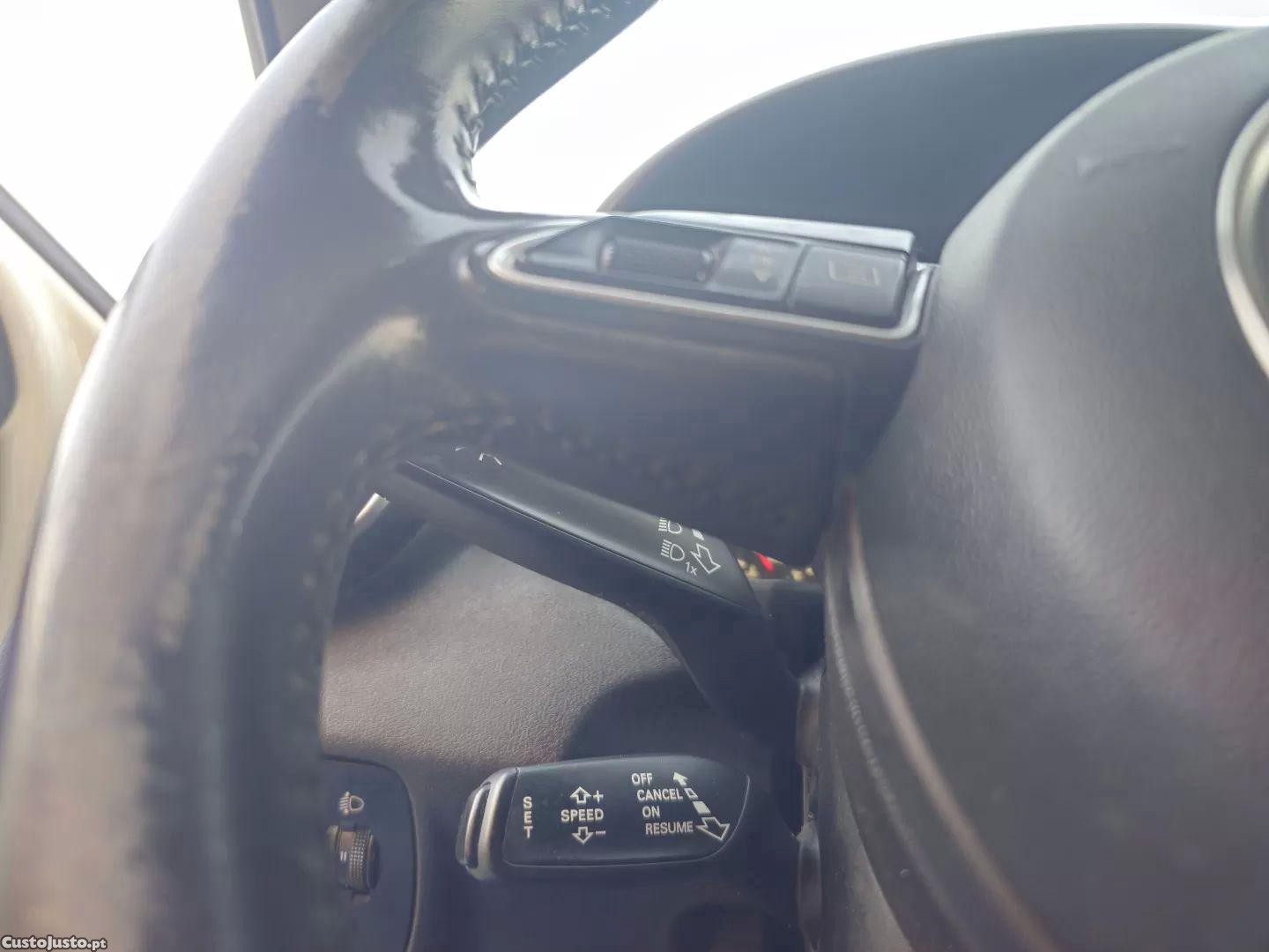 Audi 80 1.2 tfsi s line edition — fotografia 3