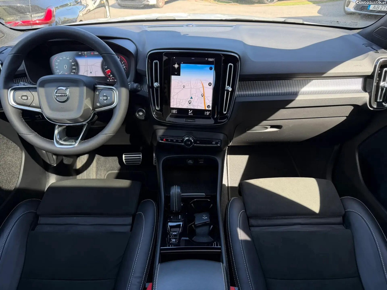 Volvo XC 40 1.5 T4 PHEV R-Design — fotografia 6