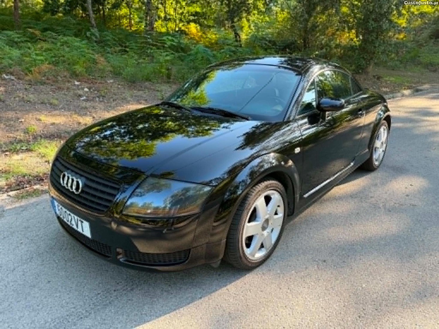 Audi TT 1.8 TURBO 180CV — fotografia 2