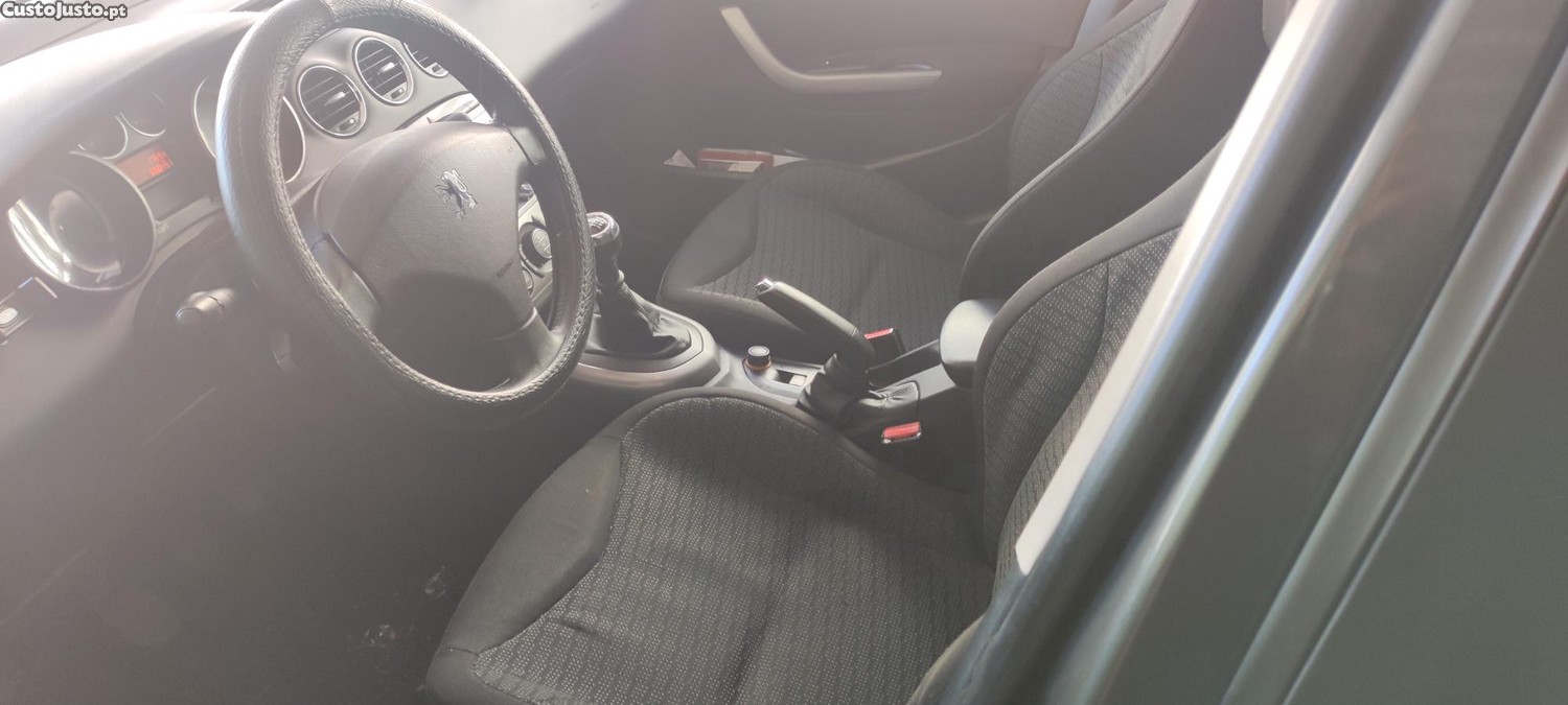 Peugeot 308 Sw — fotografia 6