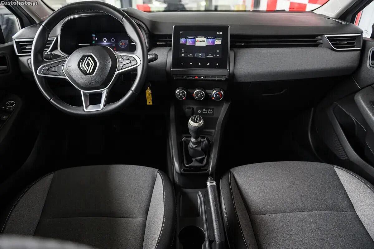 Renault Clio 1.5 Blue dCi Evolution — fotografia 10