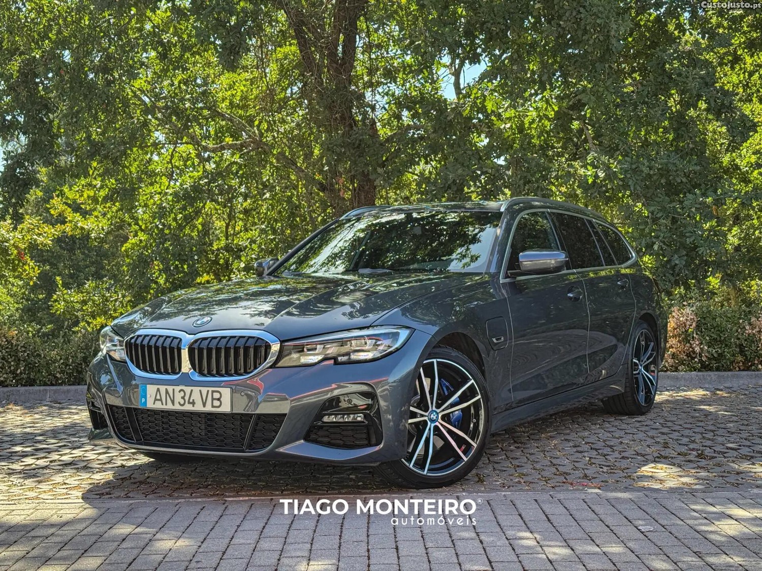 BMW 330 e Pack Desportivo M Auto — fotografia 7