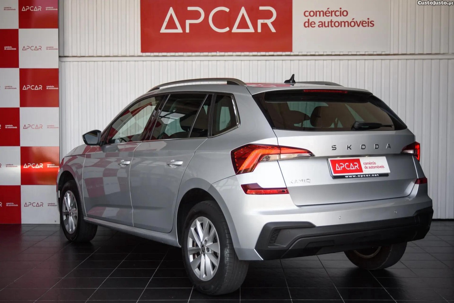 Skoda Kamiq 1.0 TSI Ambition DSG — fotografia 26