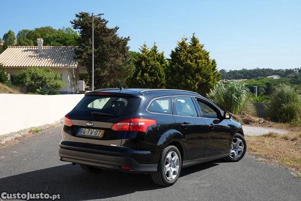 Ford Focus 1.0 Ecoboost — fotografia 6