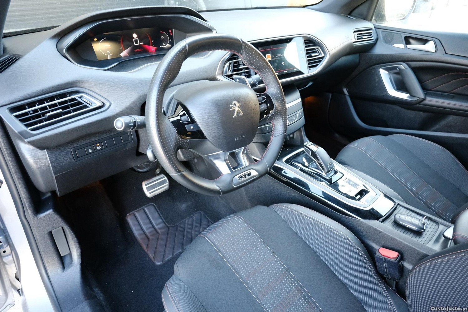 Peugeot 308 1.2 PureTech GT EAT8 — fotografia 19