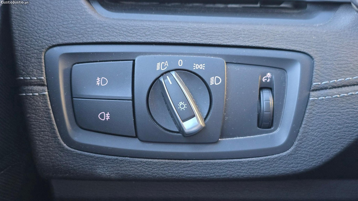 BMW X2 18 i sDrive Advantage — fotografia 20