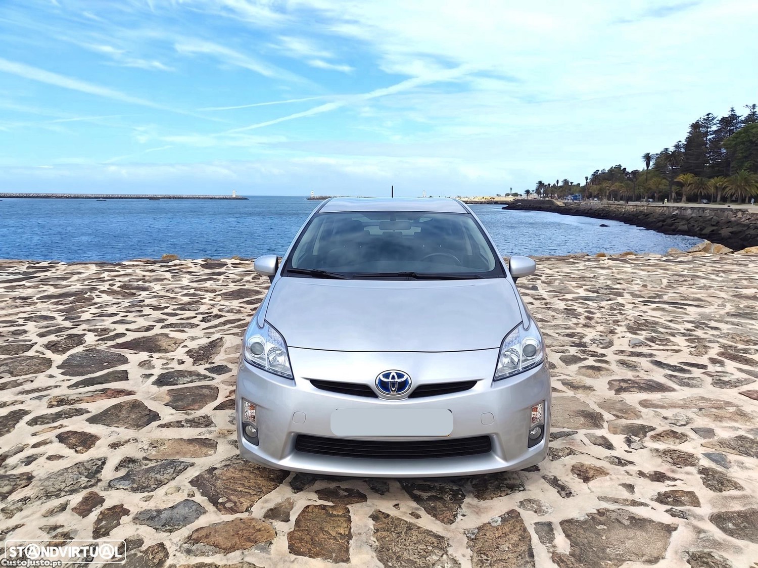 Toyota Prius 1.8 HSD Automático Híbrido Fiável e Económico — fotografia 3