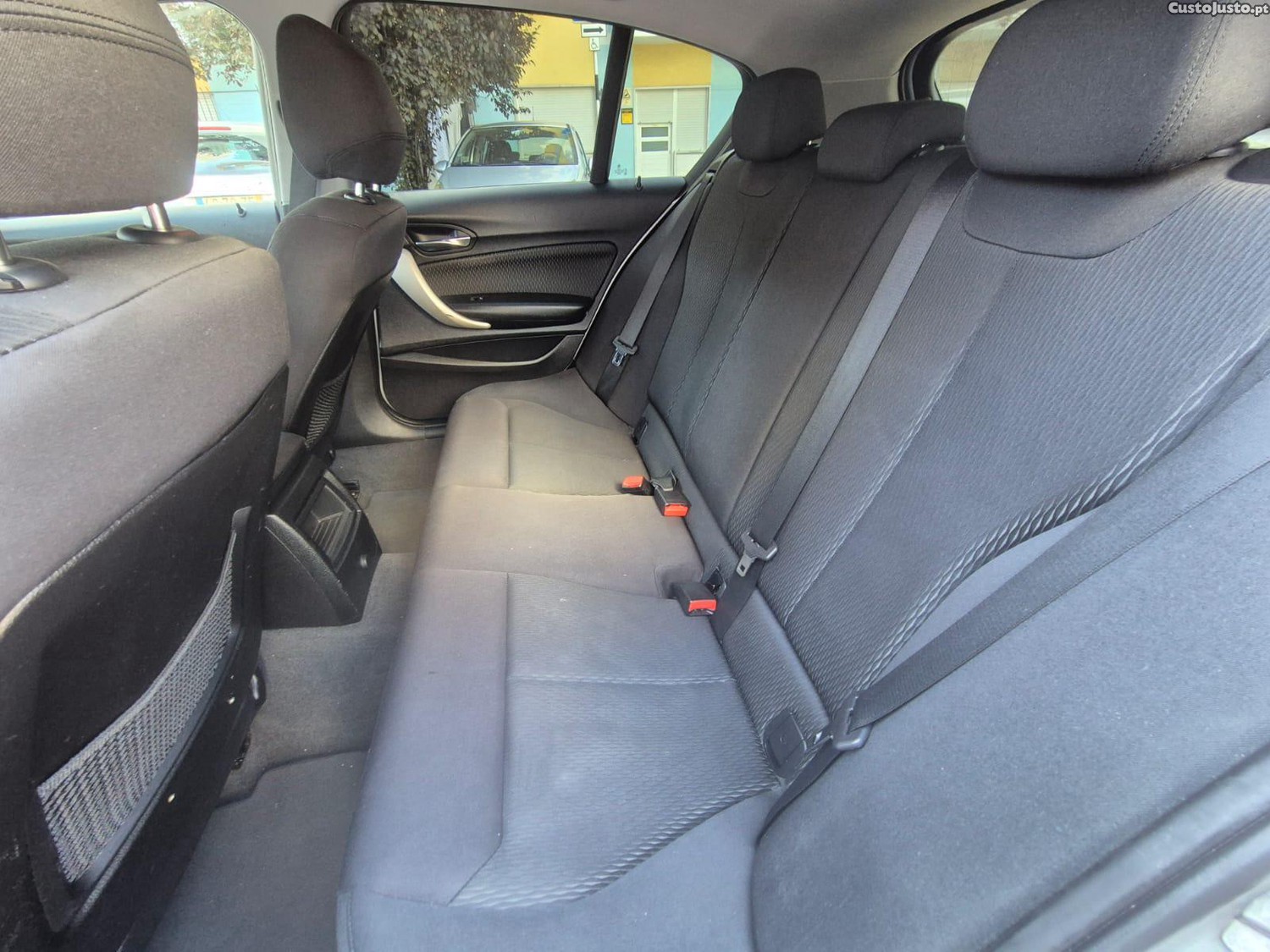 BMW 116 D — fotografia 9