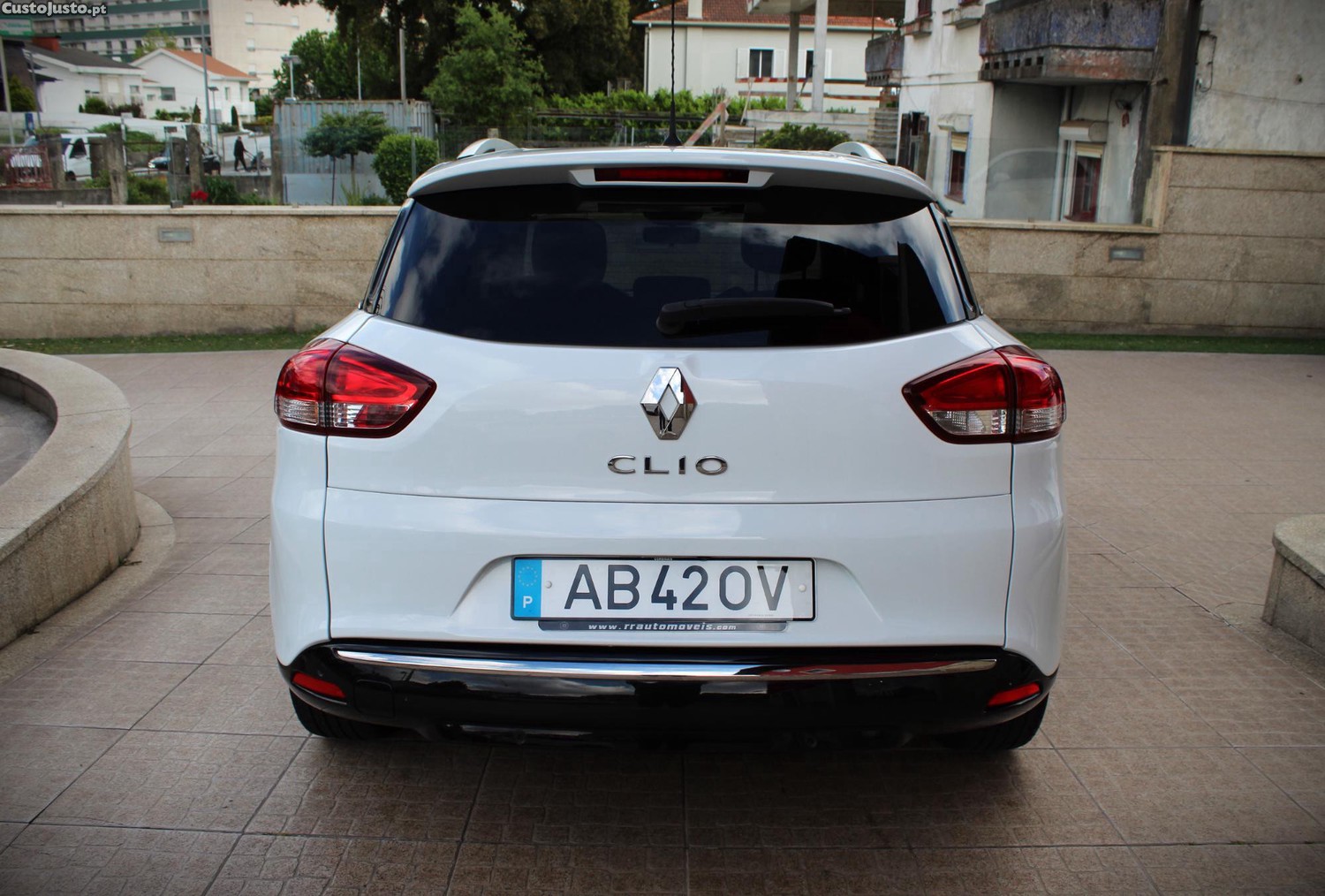Renault Clio Sport Tourer 0.9 TCe Limited — fotografia 9