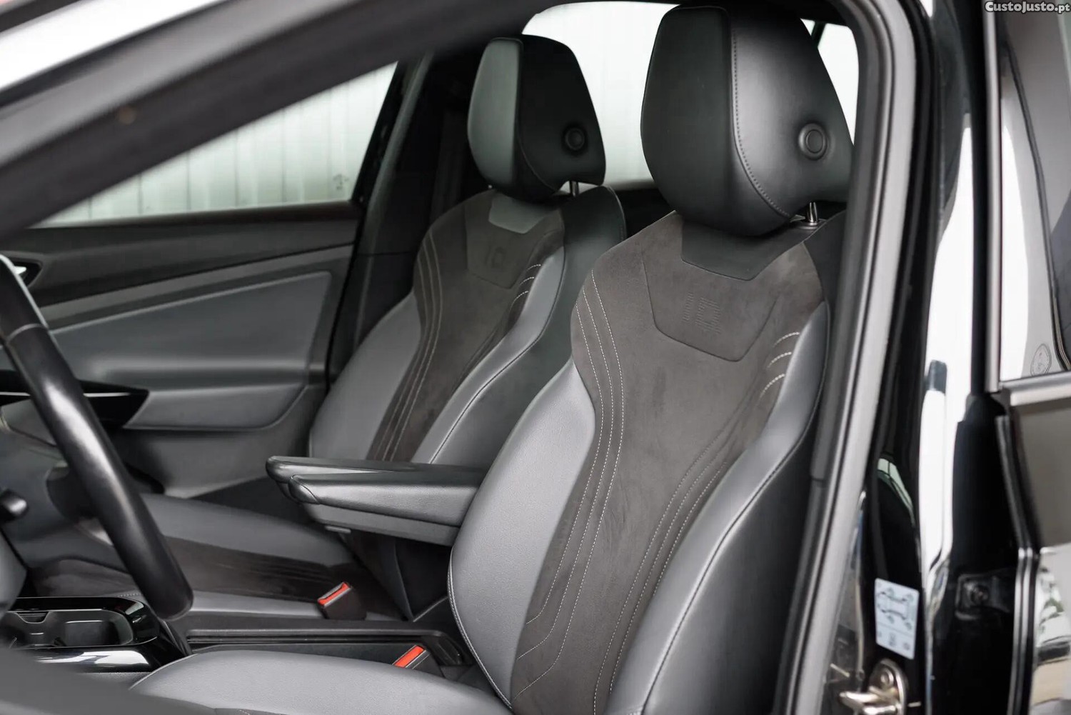 Volkswagen ID.5 77 kWh Pro Performance — fotografia 4