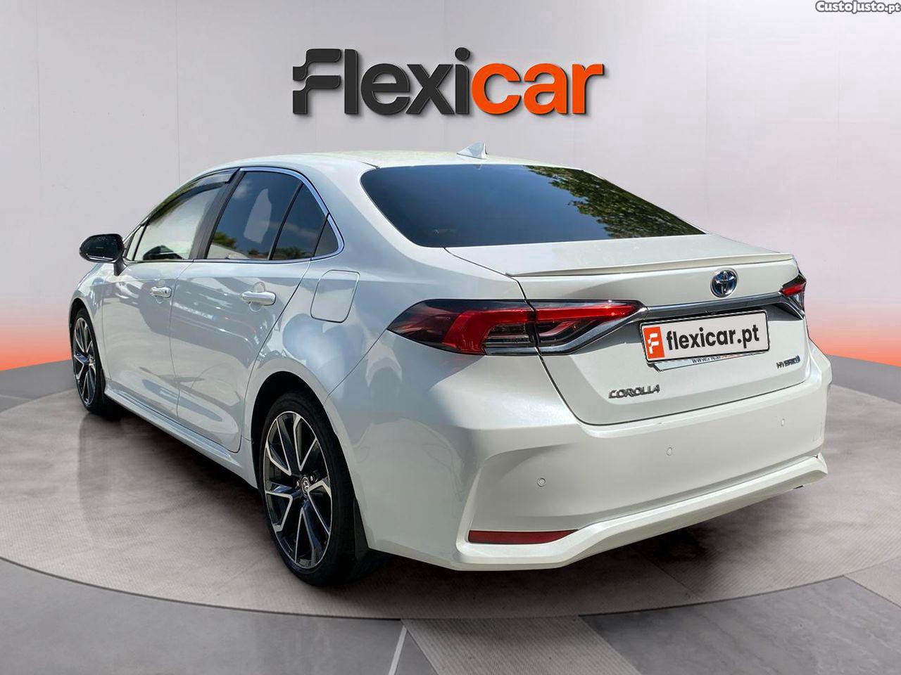 Toyota Corolla SD 1.8 Hybrid Luxury — fotografia 16