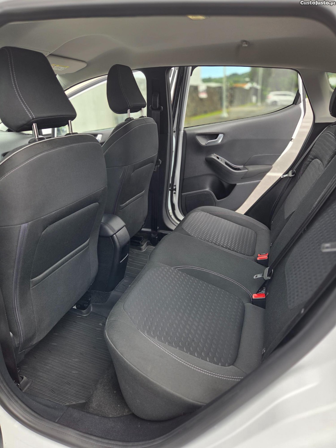 Ford Fiesta Titanium — fotografia 6