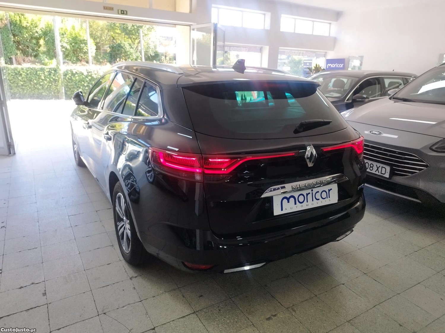 Renault Mégane sports tourer e-tech — fotografia 8