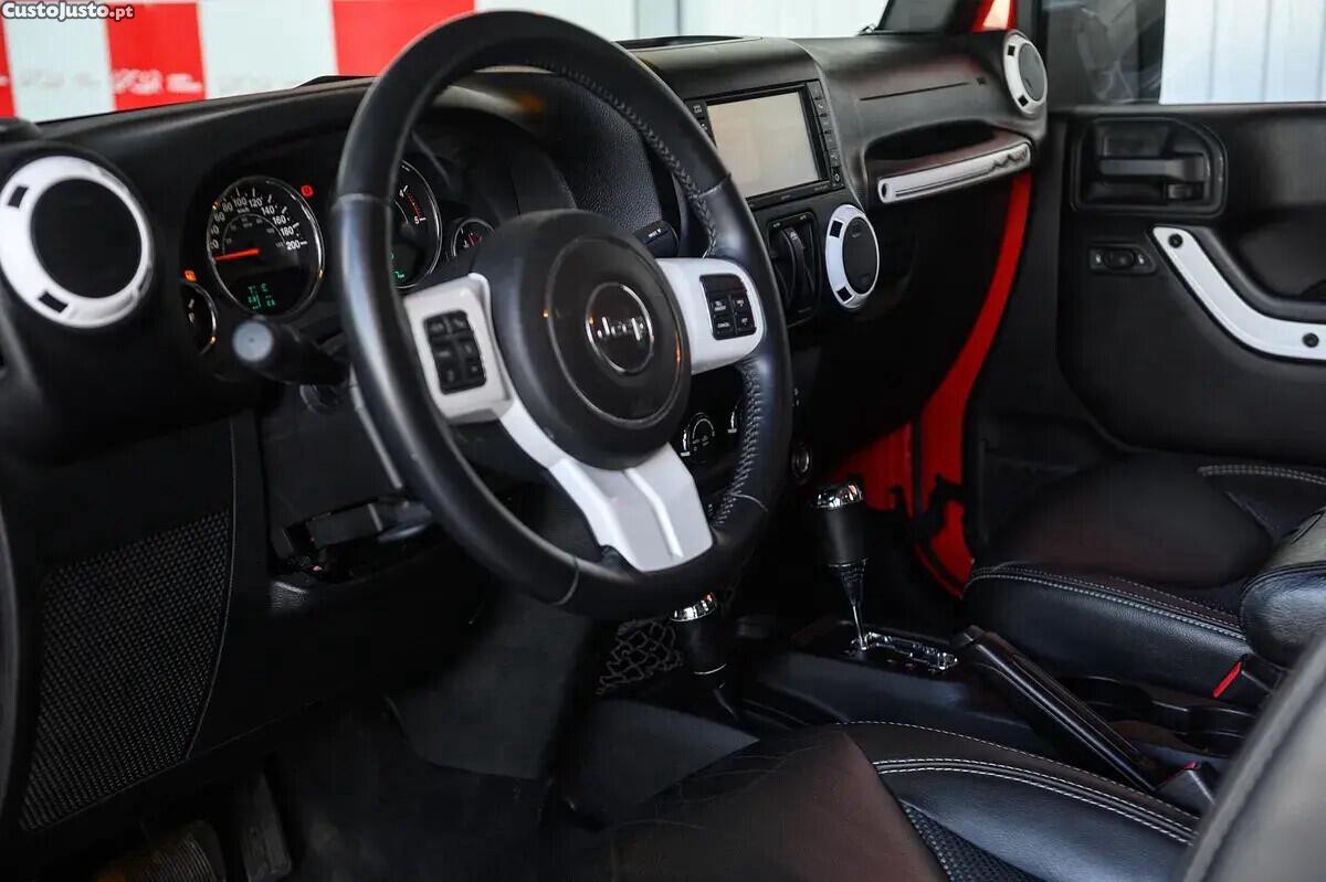 Jeep Wrangler 2.8 CRD Auto Sport — fotografia 5