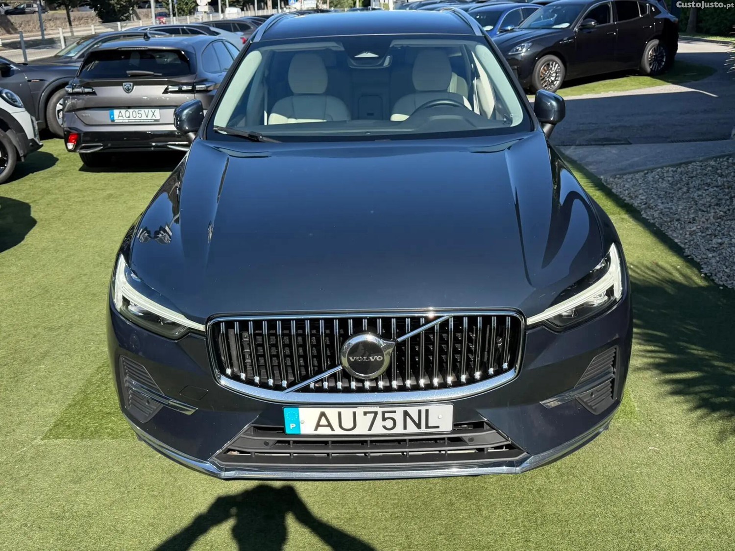 Volvo XC 60 2.0 B4 Plus Bright — fotografia 24
