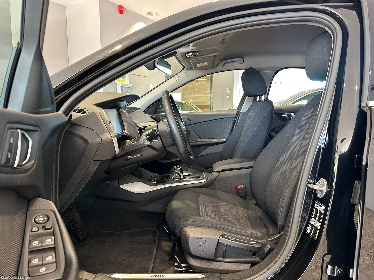 BMW 116 d Advantage Auto — fotografia 20