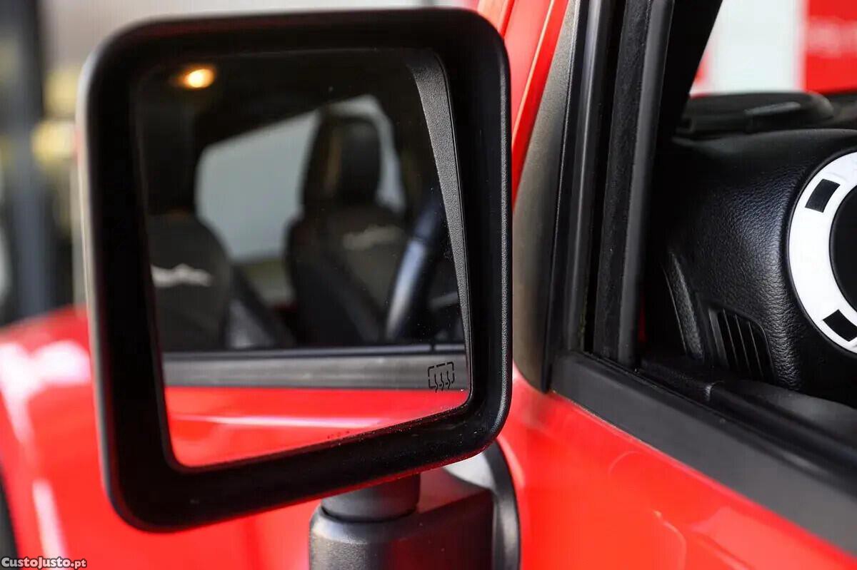 Jeep Wrangler 2.8 CRD Auto Sport — fotografia 15