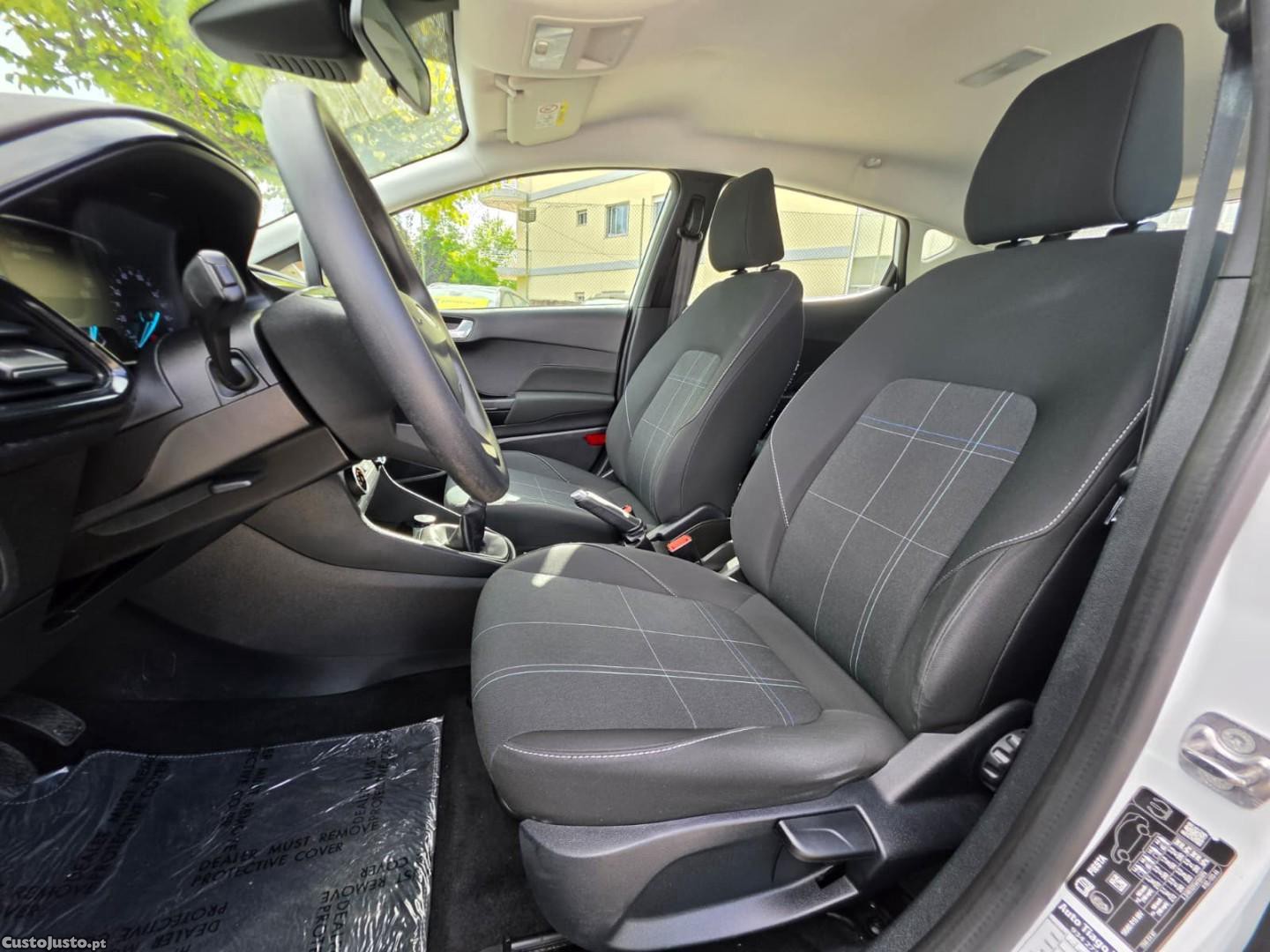 Ford Fiesta 1.0 EcoBoost S&S COOL&CONNECT — fotografia 10